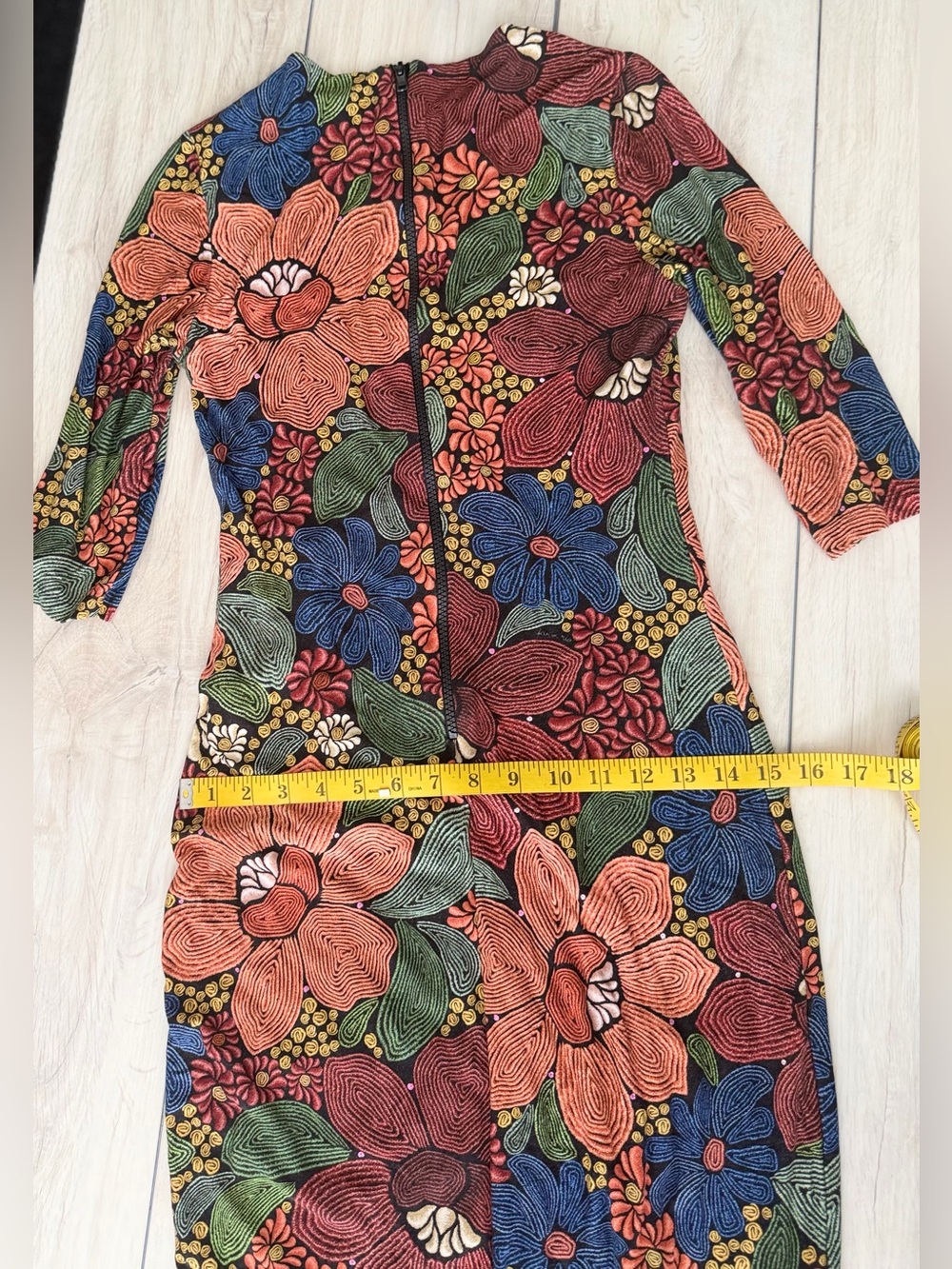 Farm Rio Vibrant Floral Multicolor Midi Dress Medium Tropical Elegant Bodycon - Picture 10 of 13